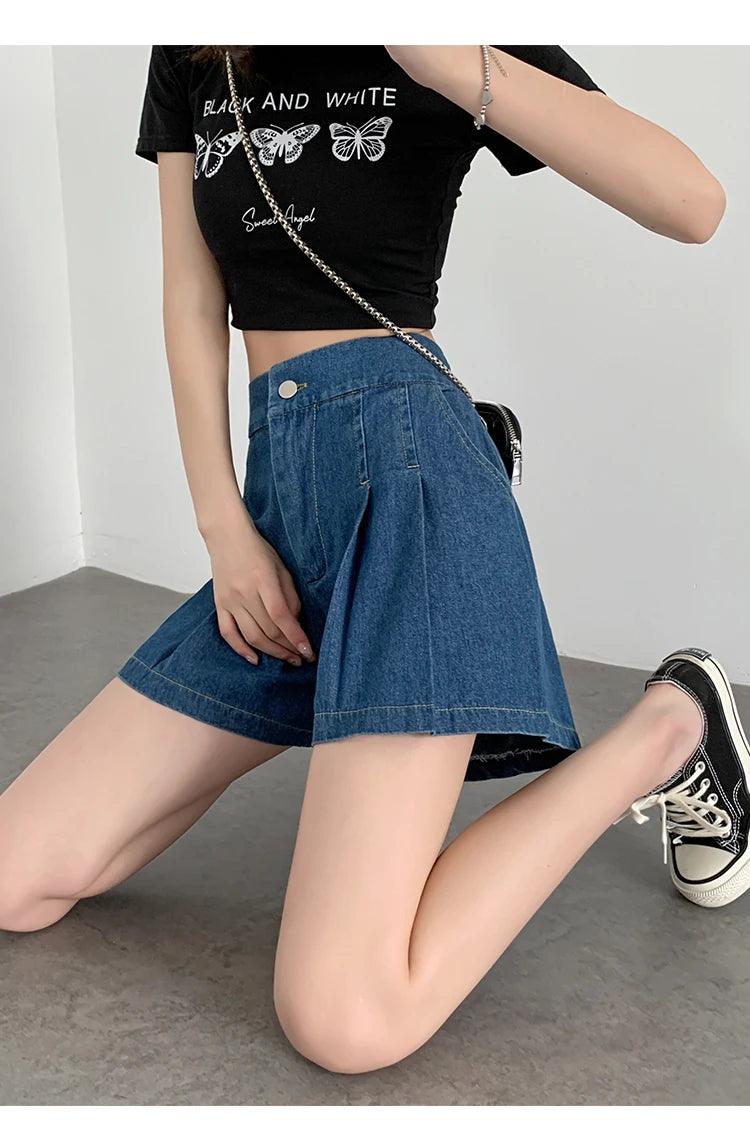 Elastic Waist Denim Shorts