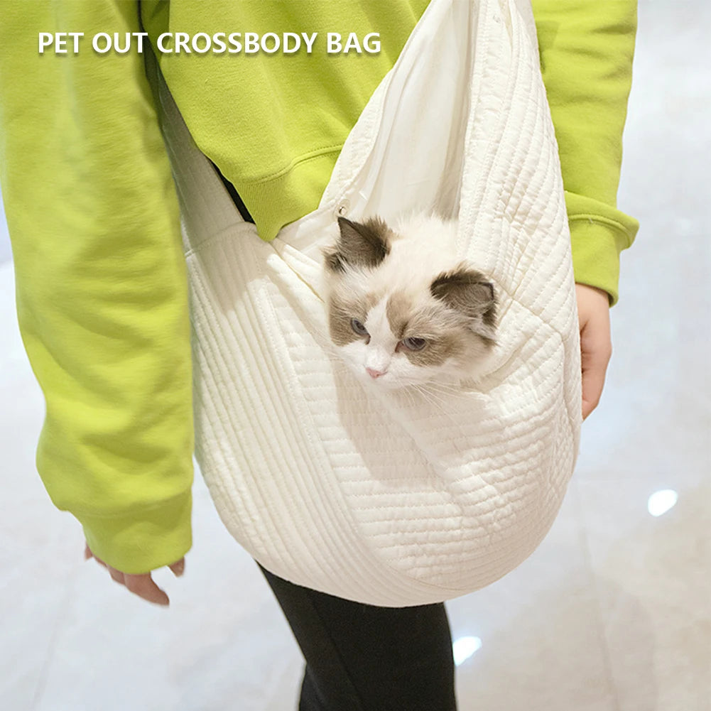 Petpouch canvas bag for dog and cat.